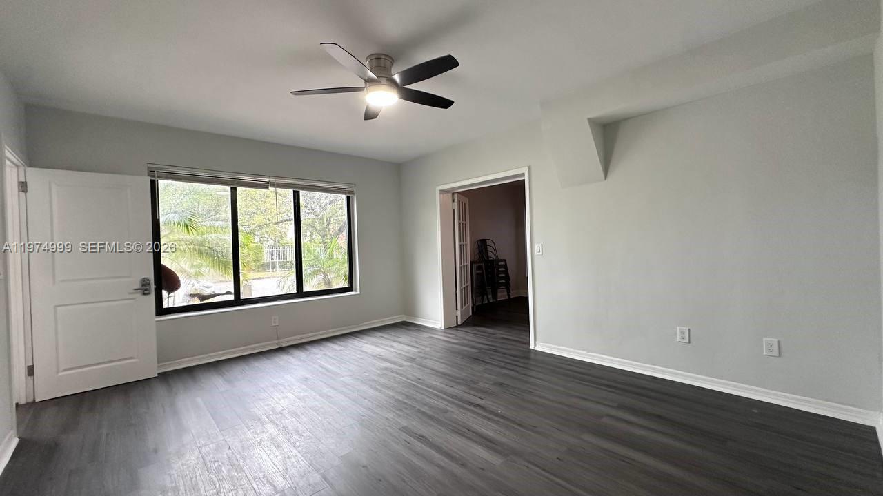 320 SW 29th Rd #1 Miami, FL 33129