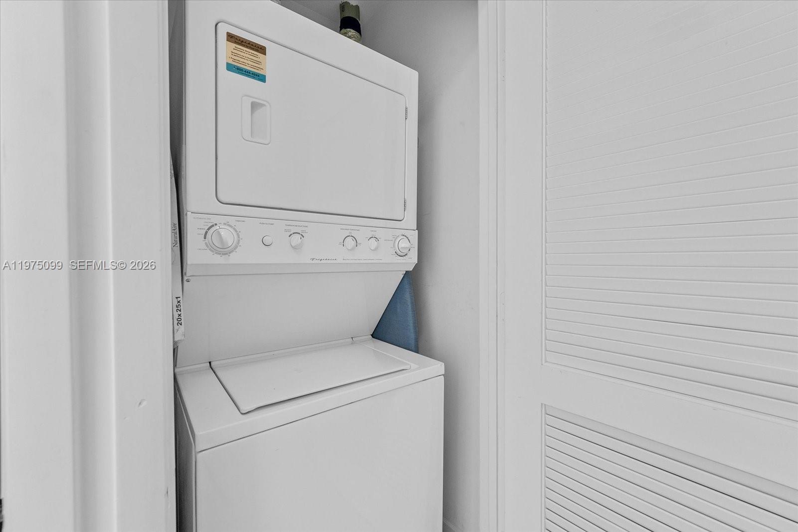 image Paramount Bay23