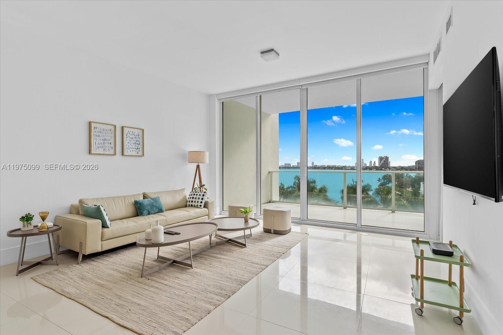 image Paramount Bay4