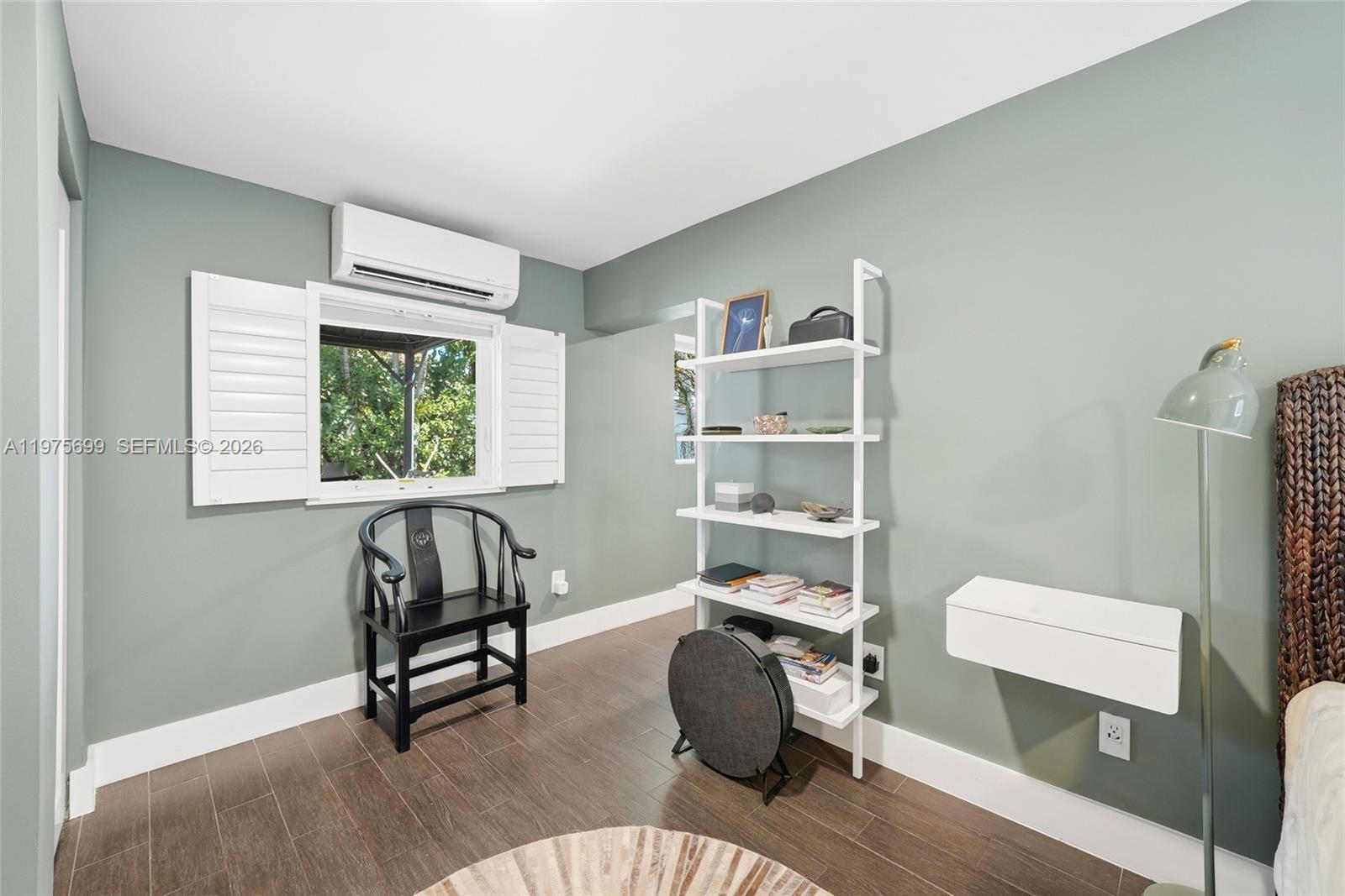 2190 SW 20th St Miami, FL 33145