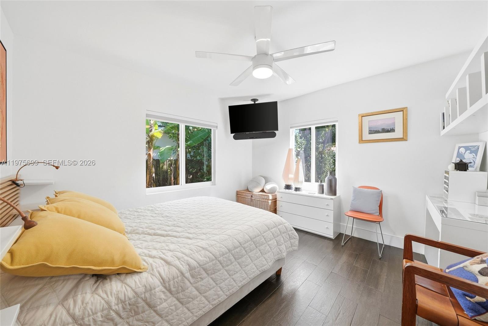 2190 SW 20th St Miami, FL 33145