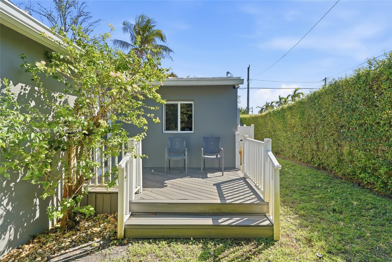 2190 SW 20th St Miami, FL 33145