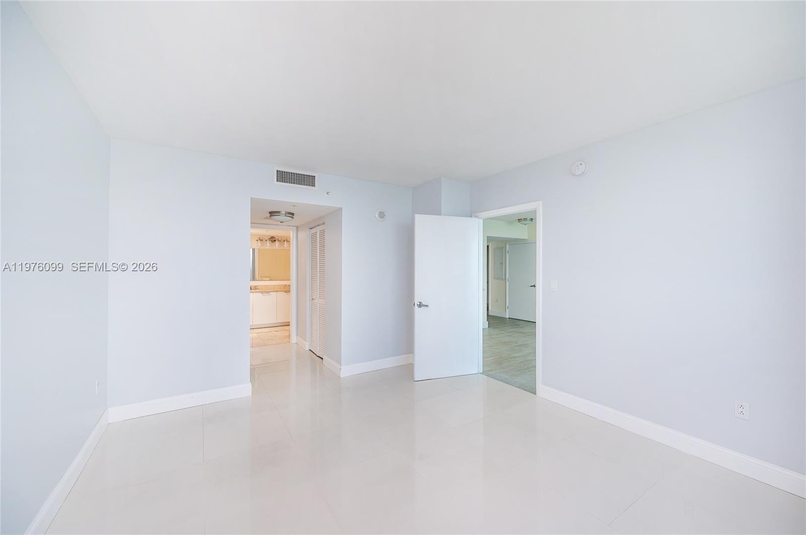 1800 N Bayshore Dr #2503 Miami, FL 33132