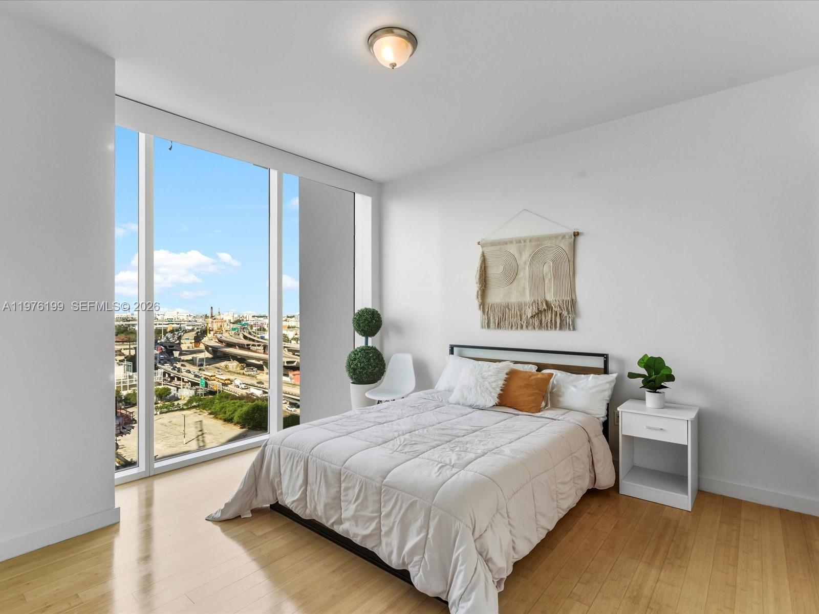 1040 Biscayne Blvd #1107 Miami, FL 33132