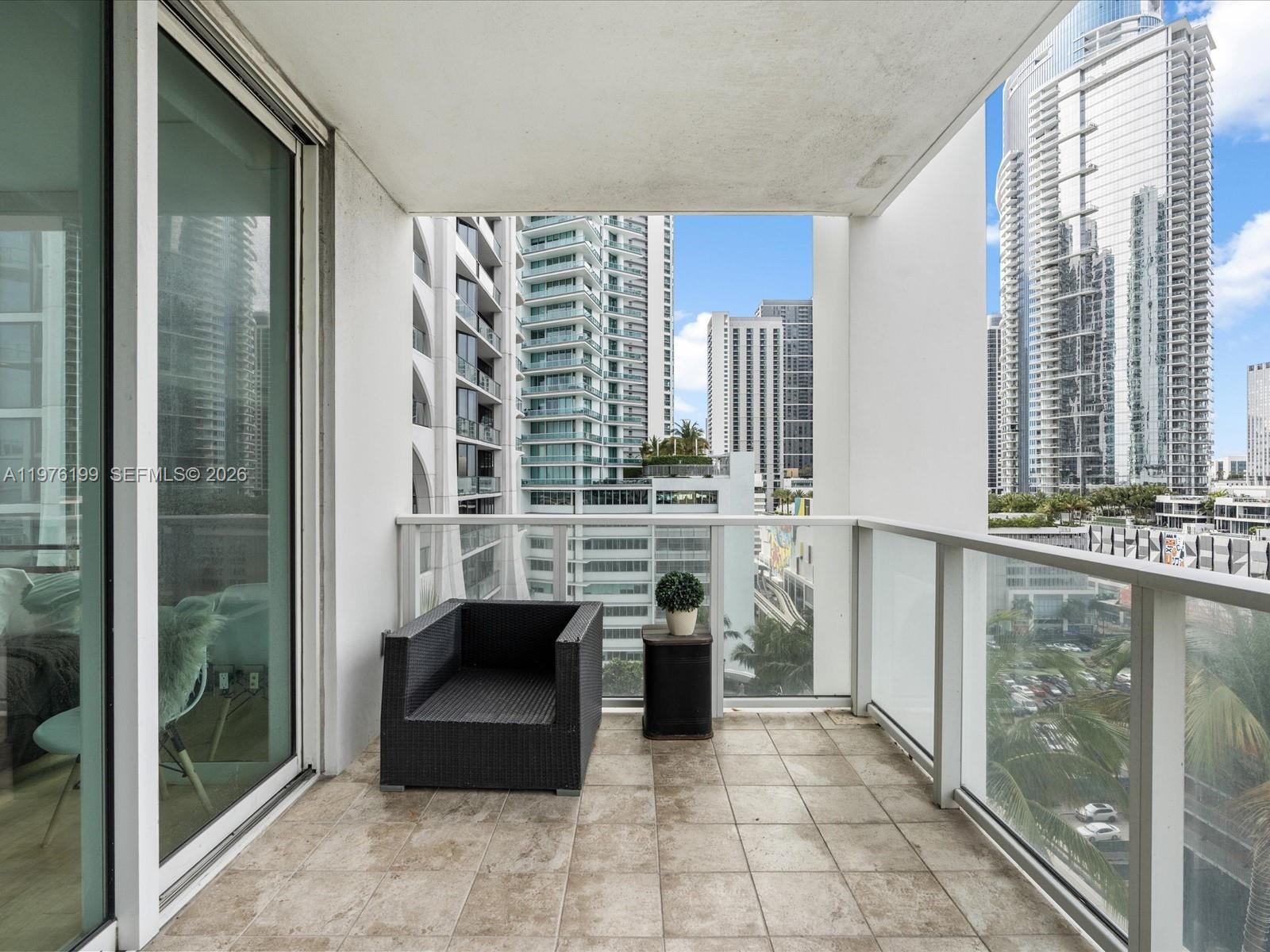 1040 Biscayne Blvd #1107 Miami, FL 33132