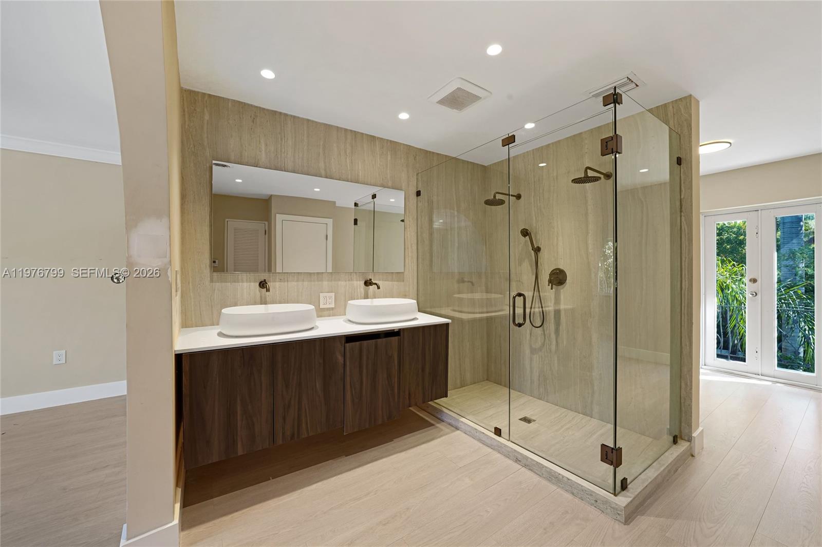 659 NE 73rd St Miami, FL 33138