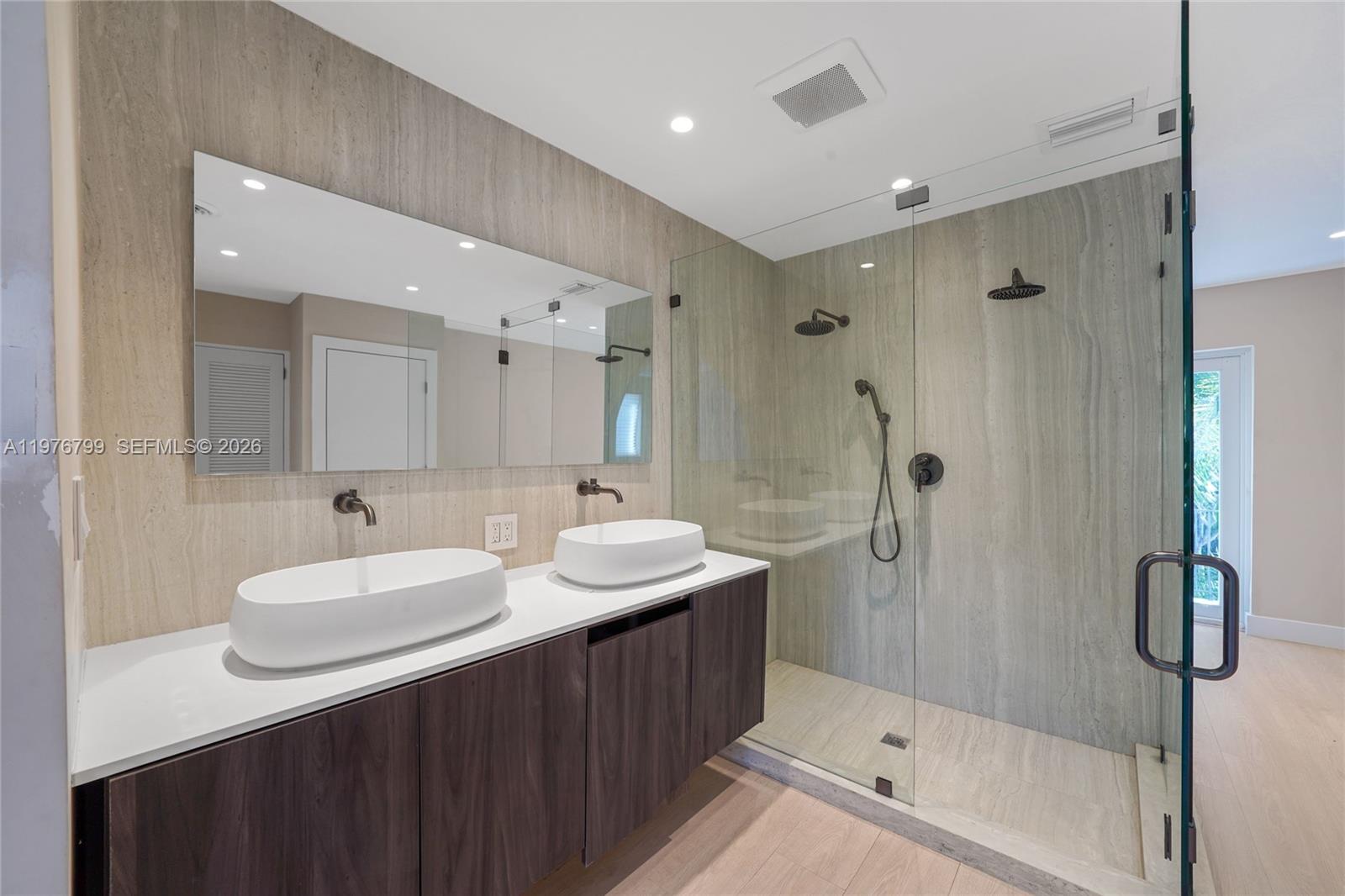 659 NE 73rd St Miami, FL 33138