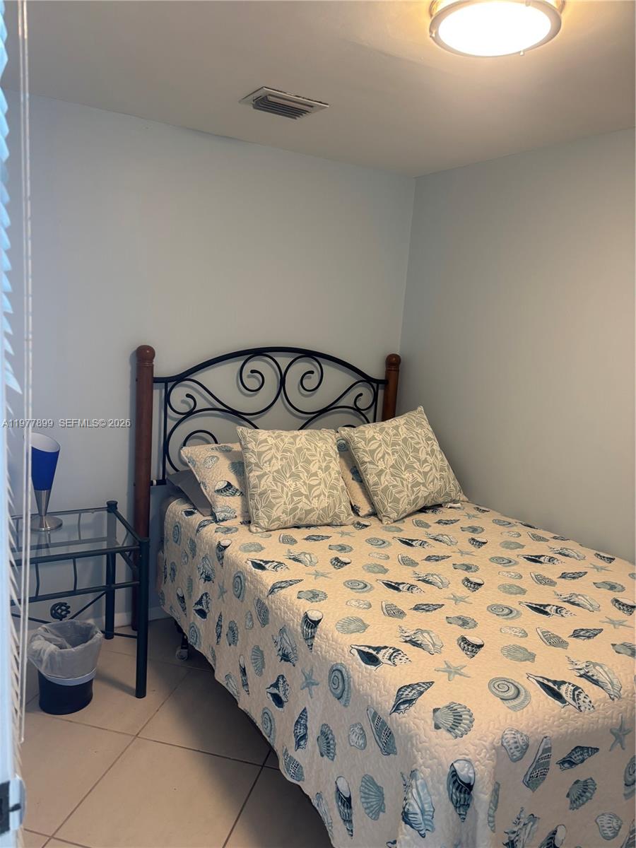 5601 Collins Ave #505 Miami Beach, FL 33140