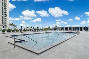 5601 Collins Ave #505 Miami Beach, FL 33140