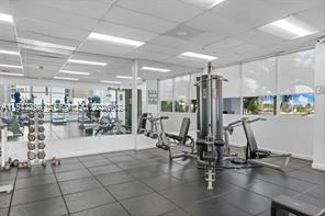 5601 Collins Ave #505 Miami Beach, FL 33140