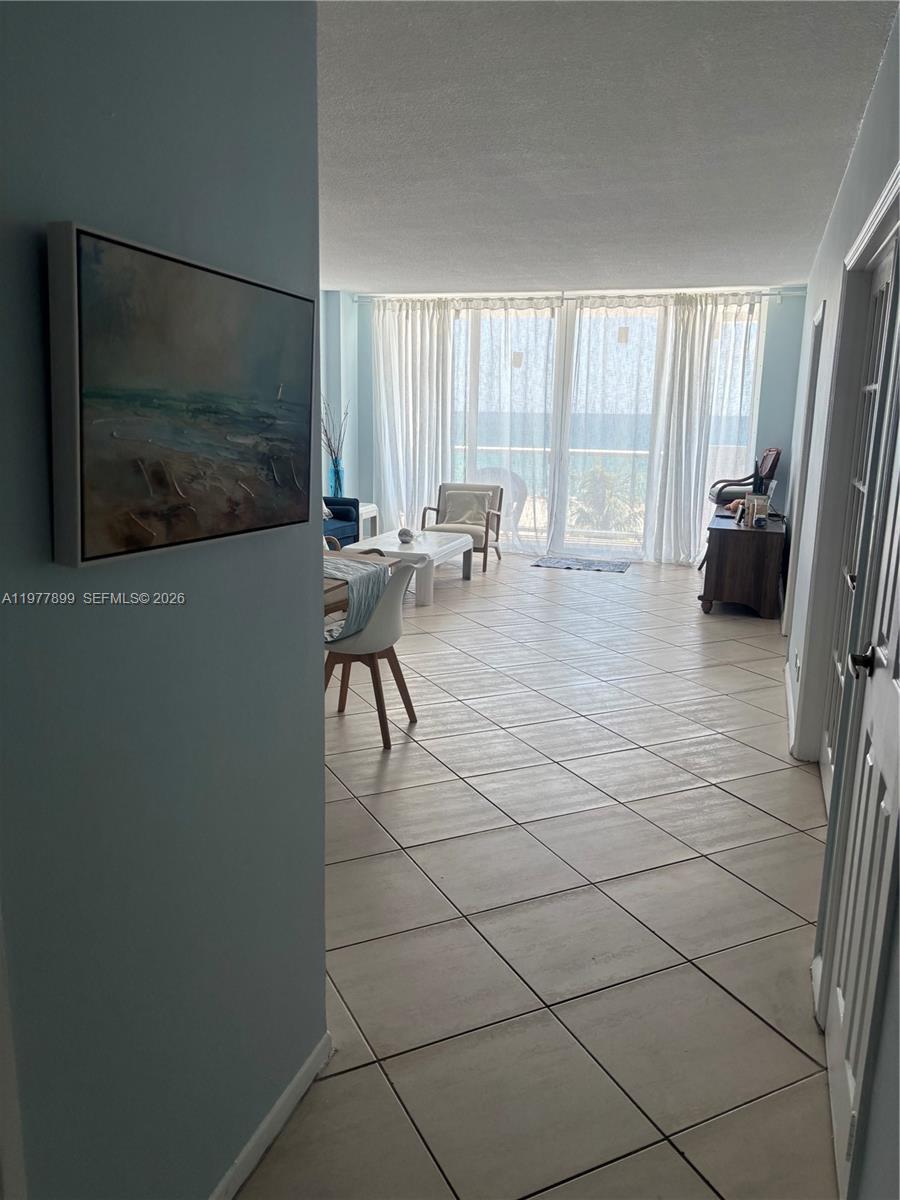 5601 Collins Ave #505 Miami Beach, FL 33140