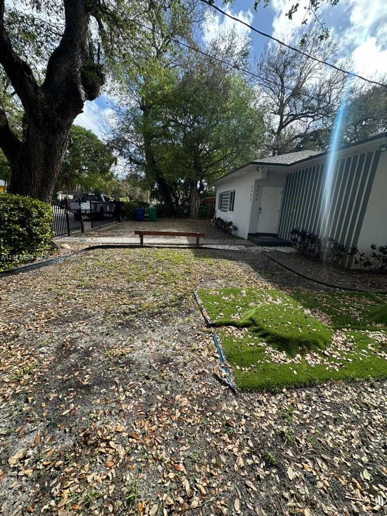 9999 NW 23rd Ave #9999 Miami, FL 33147