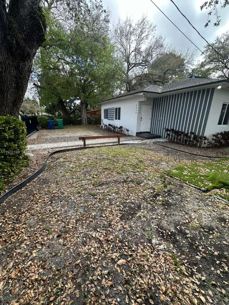 9999 NW 23rd Ave #9999 Miami, FL 33147