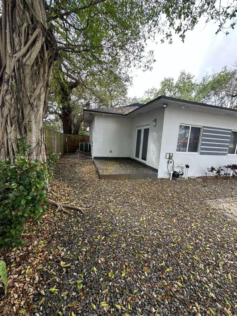 9999 NW 23rd Ave #9999 Miami, FL 33147