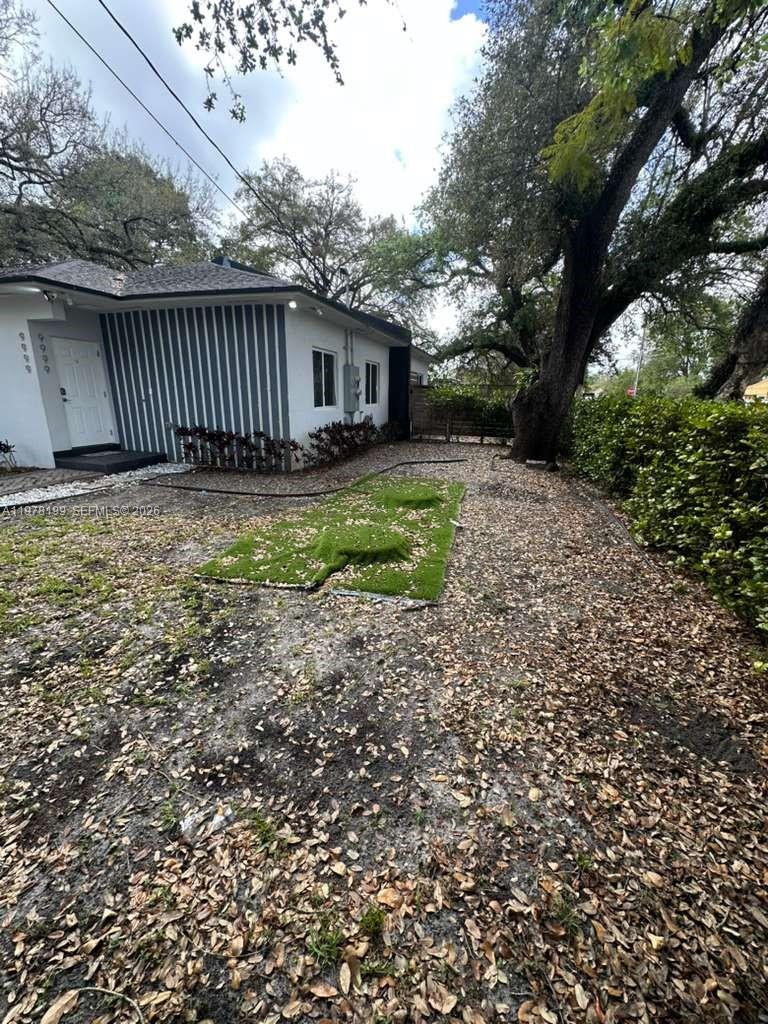 9999 NW 23rd Ave #9999 Miami, FL 33147