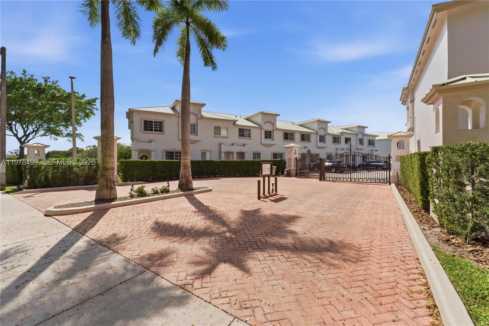 15720 SW 92nd Ave #5A