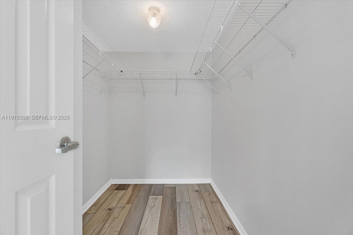 6832 S Palmetto Cir S #201 Boca Raton, FL 33433