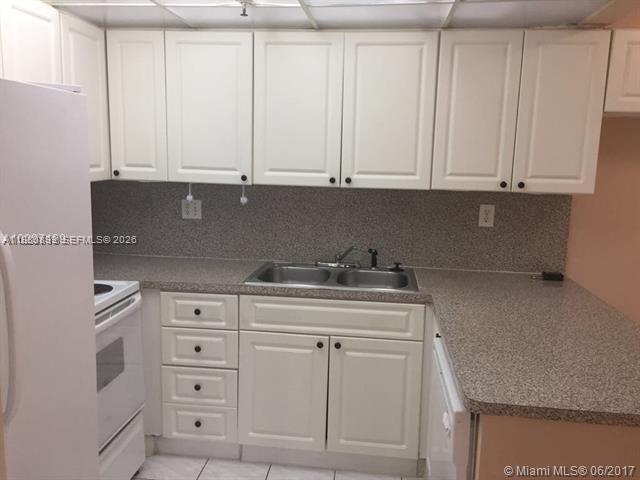 17890 W Dixie Hwy #106 North Miami Beach, FL 33160