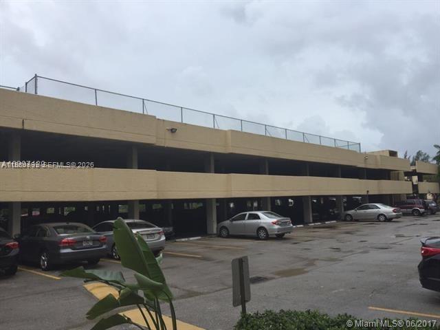 17890 W Dixie Hwy #106 North Miami Beach, FL 33160