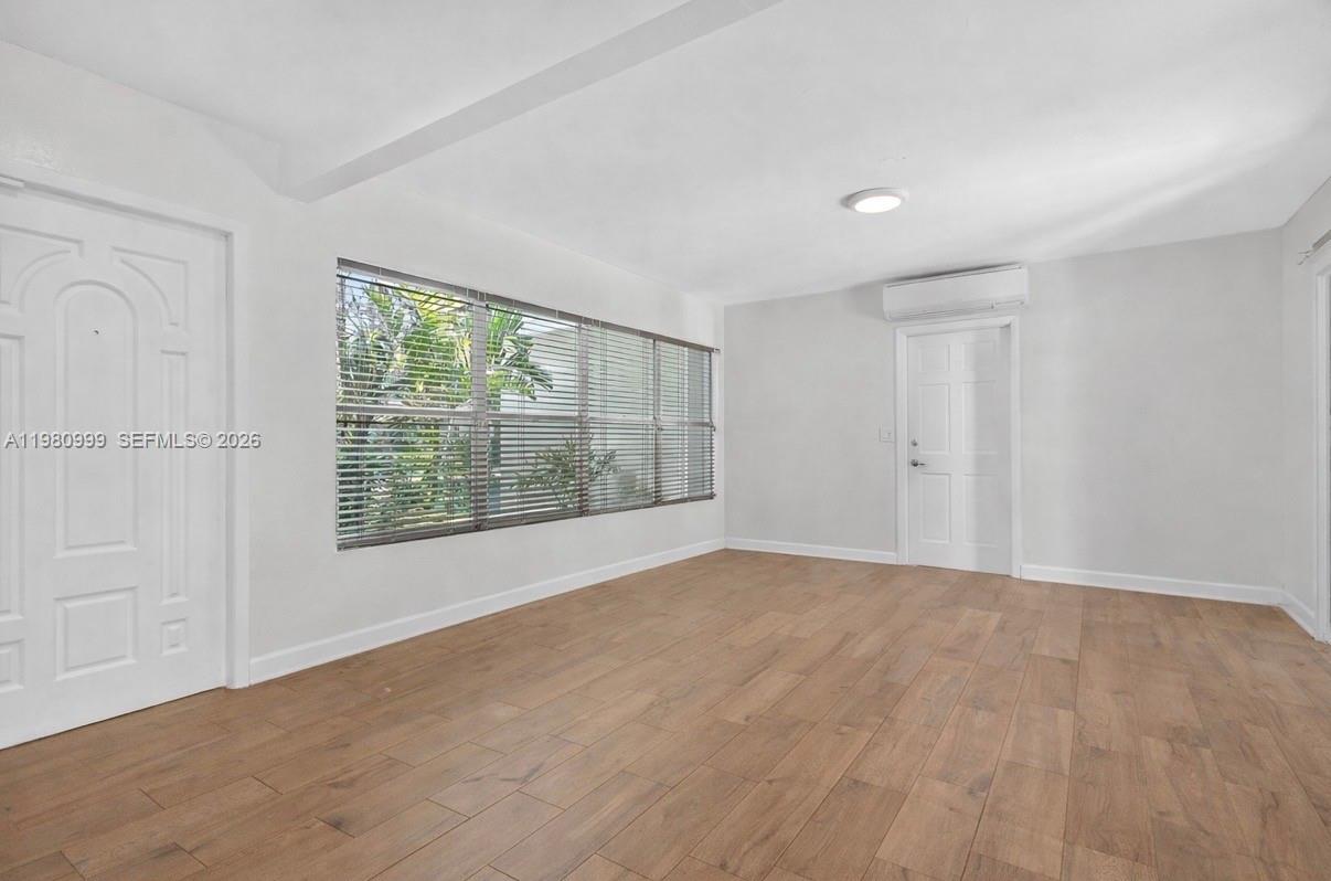 11890 SW 72nd Pl Pinecrest, FL 33156