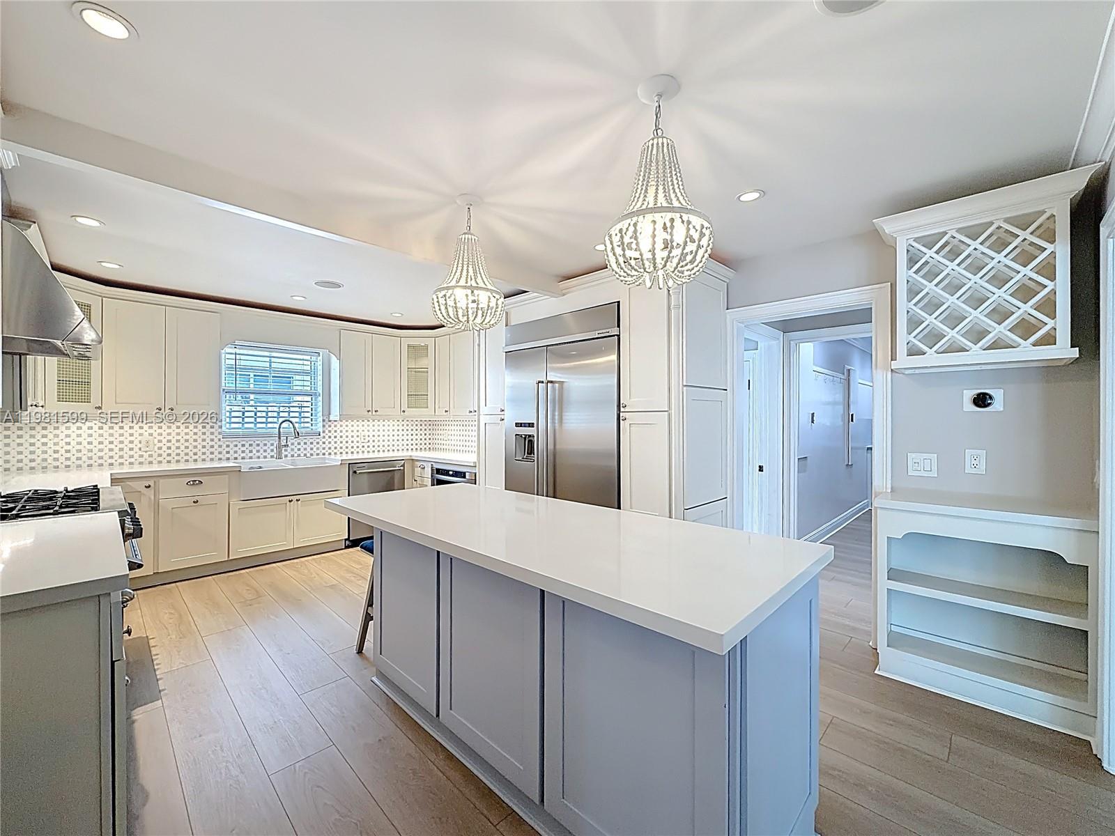 2533 NE 21st Ter Lighthouse Point, FL 33064