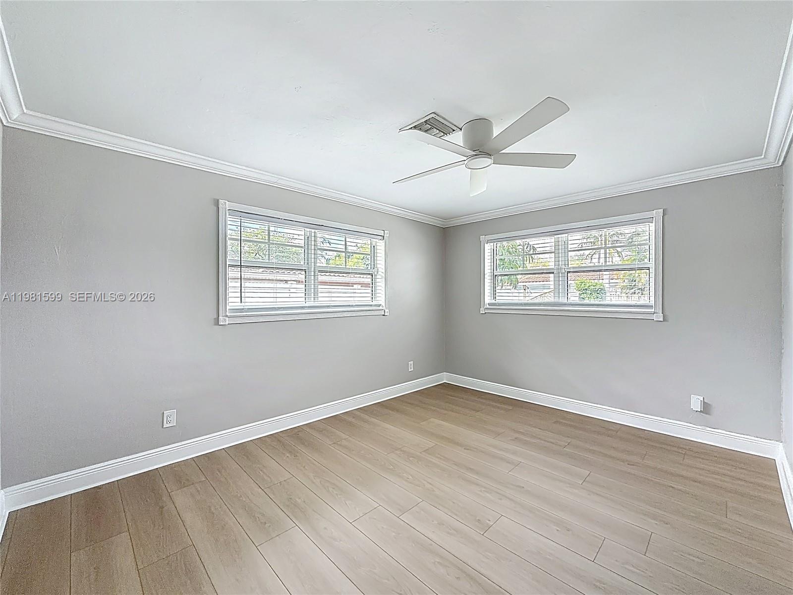 2533 NE 21st Ter Lighthouse Point, FL 33064