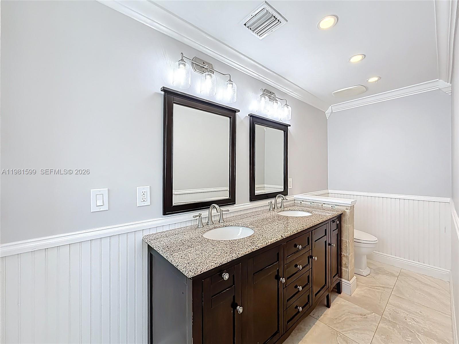 2533 NE 21st Ter Lighthouse Point, FL 33064