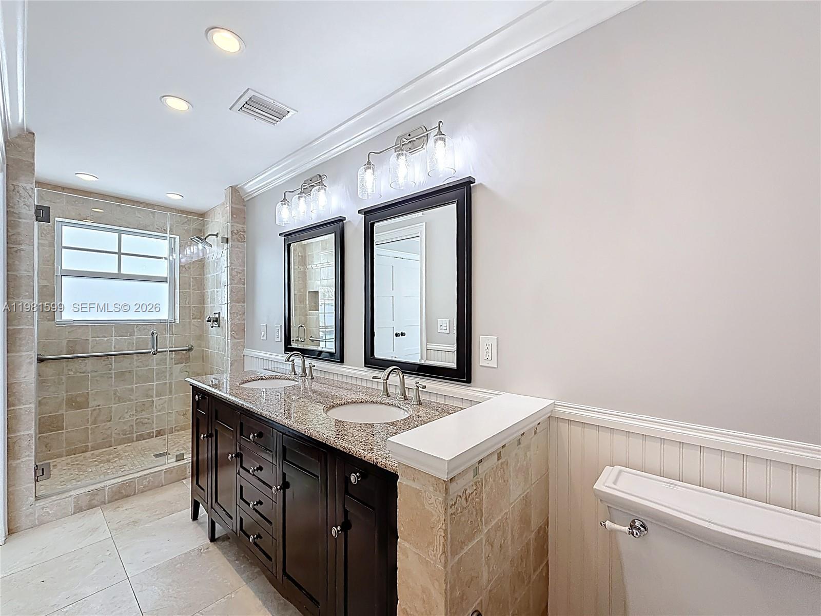 2533 NE 21st Ter Lighthouse Point, FL 33064