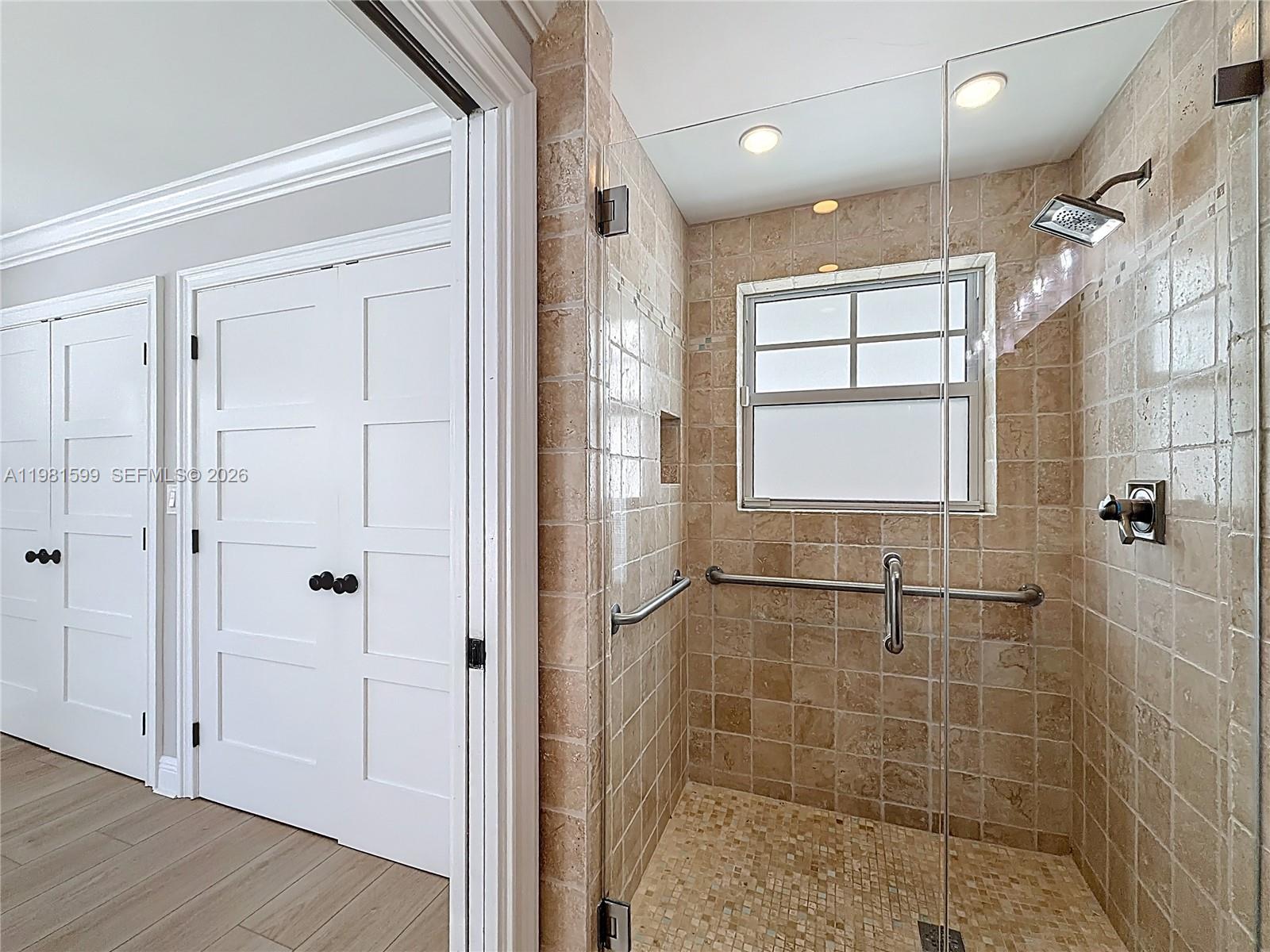 2533 NE 21st Ter Lighthouse Point, FL 33064