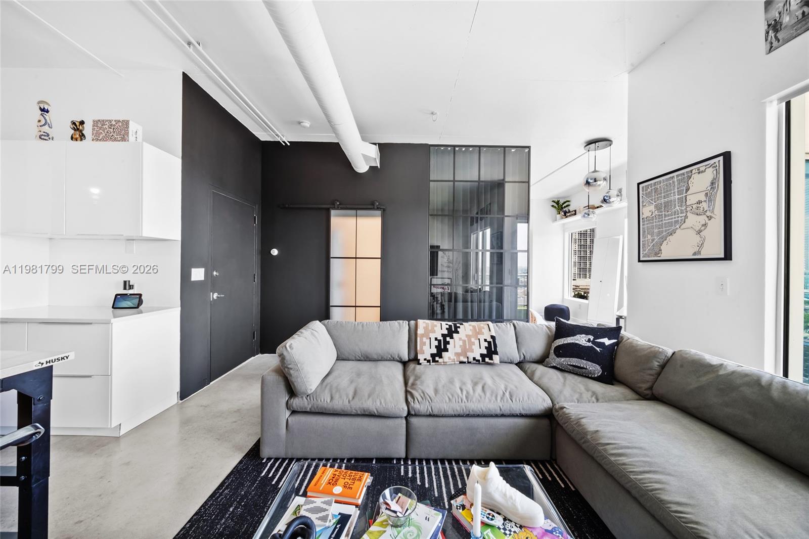 10 SW South Riv Dr #1512 Miami, FL 33130