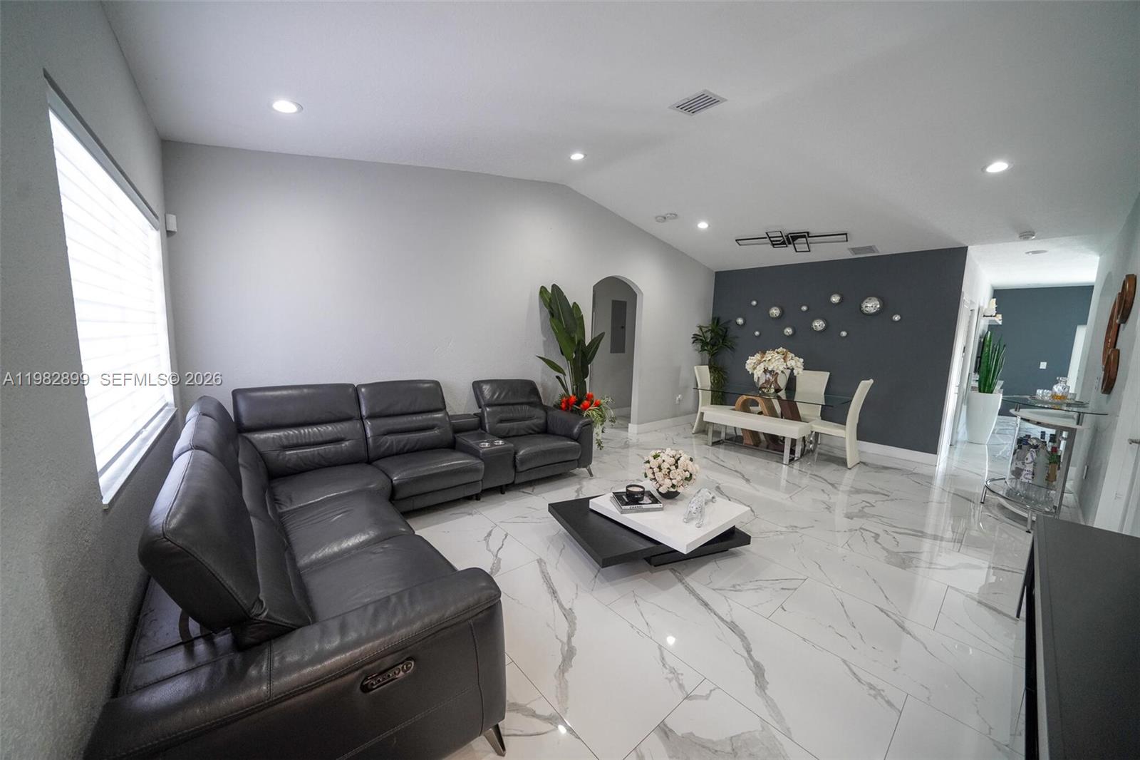 16334 SW 57th St Miami, FL 33193