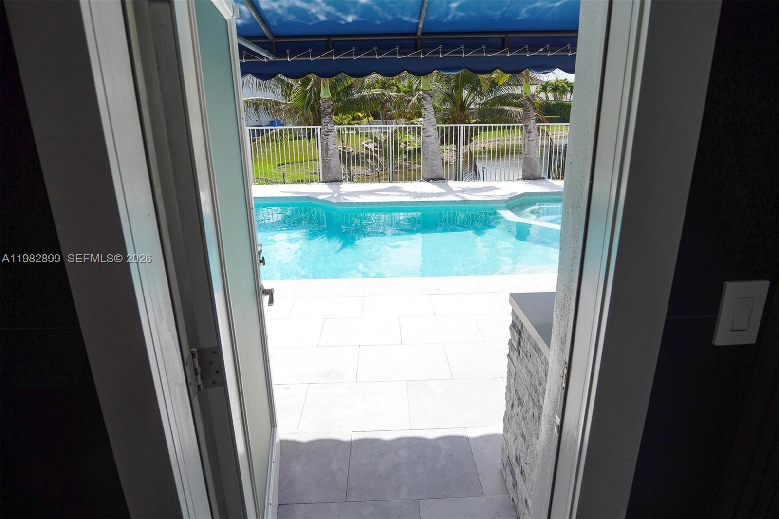 16334 SW 57th St Miami, FL 33193