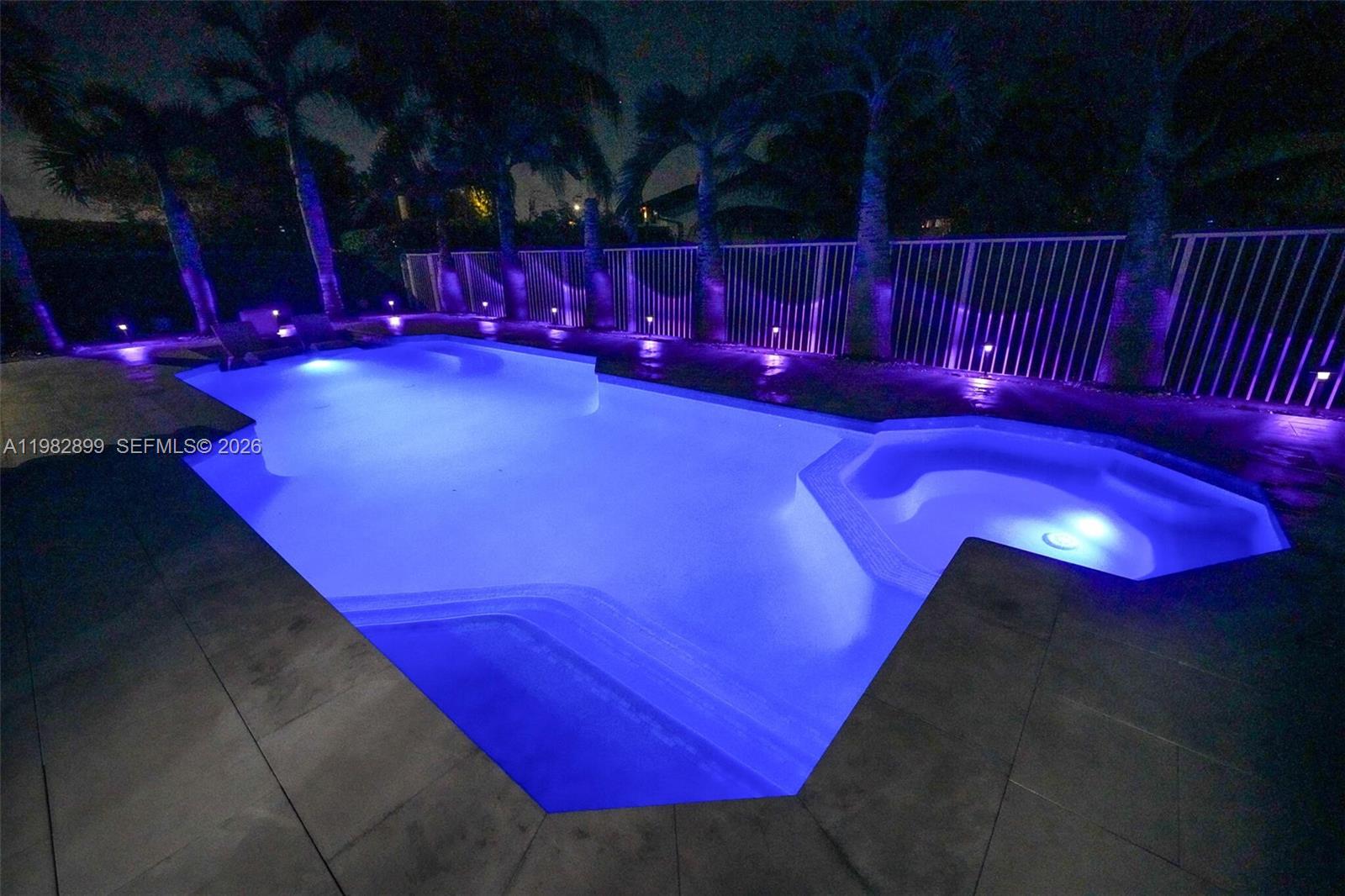 16334 SW 57th St Miami, FL 33193