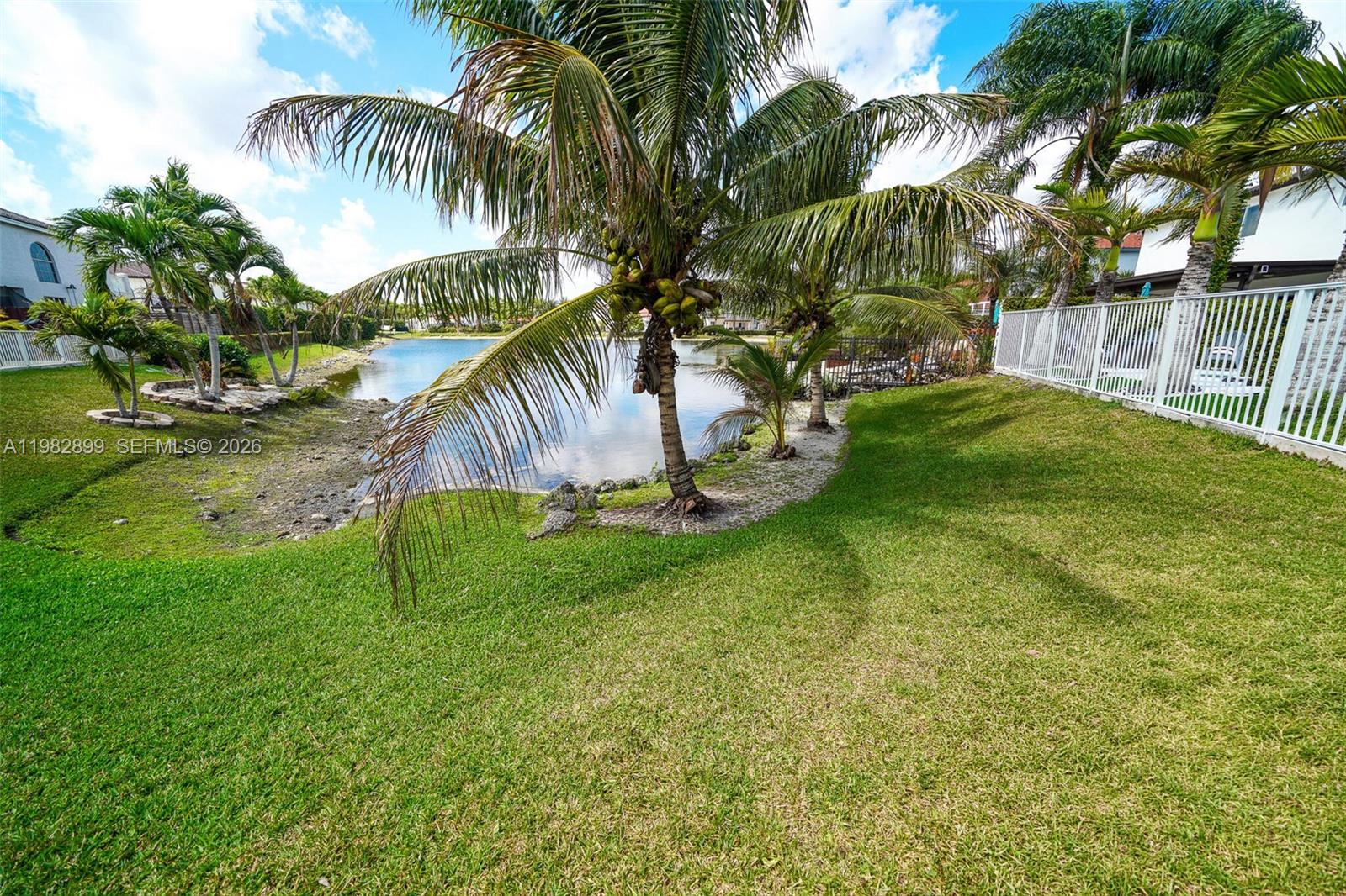 16334 SW 57th St Miami, FL 33193