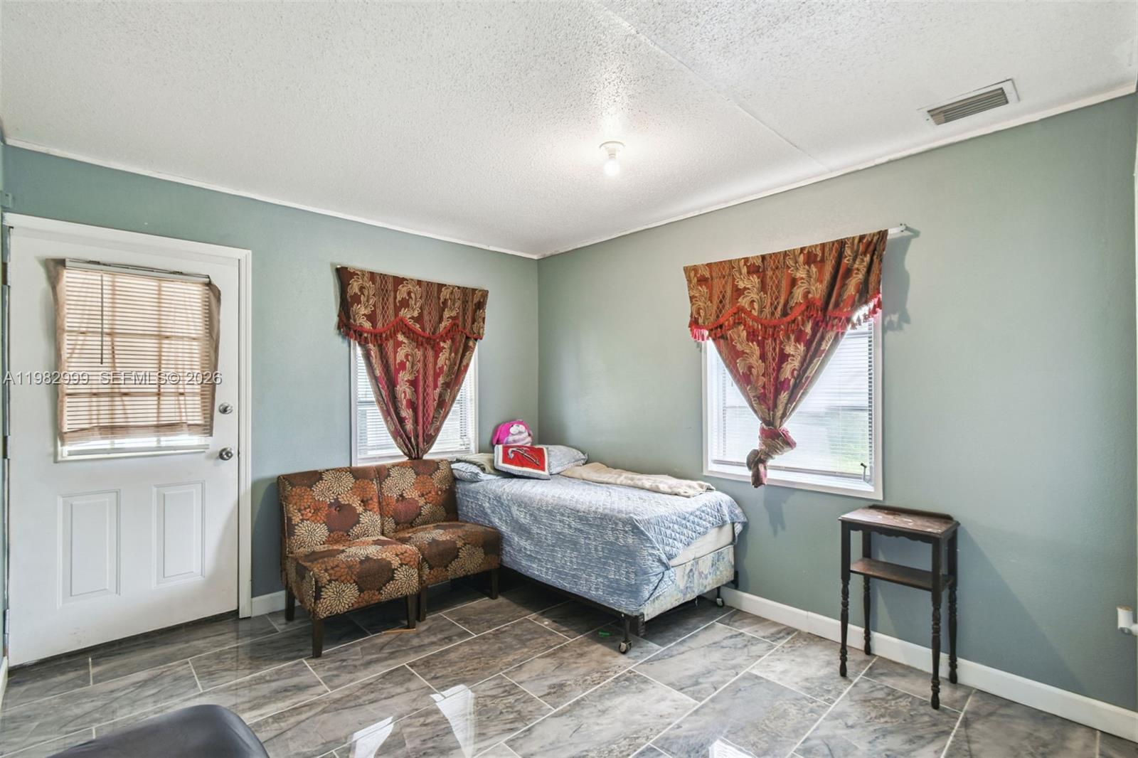 25309 Carnoustie Dr Other, FL 32776