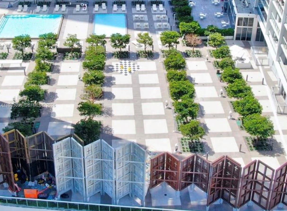 image Icon Brickell II17