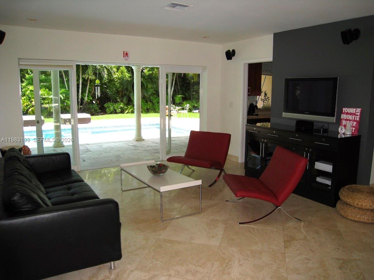 7440 SW 126th St Pinecrest, FL 33156