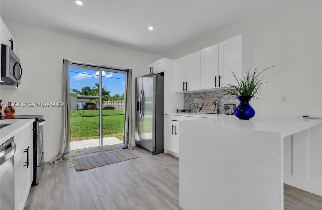 14580 Harrison St Miami, FL 33176