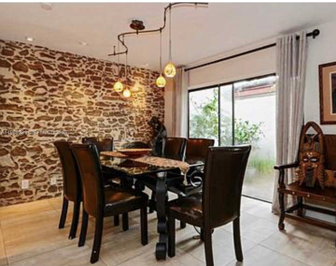 2991 Lakewood Ln #329 Hollywood, FL 33021