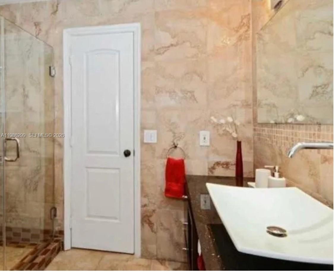 2991 Lakewood Ln #329 Hollywood, FL 33021