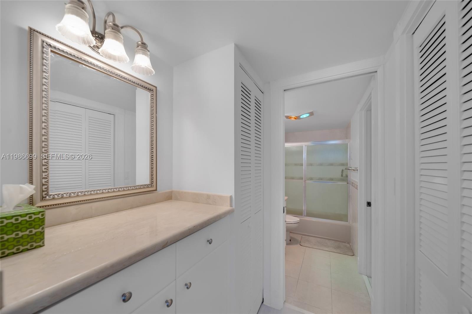 465 Ocean #1102 Miami Beach, FL 33139