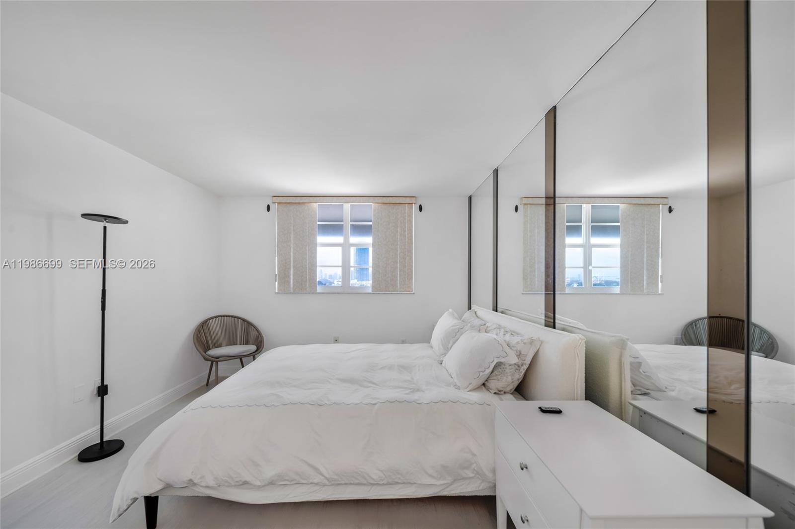 465 Ocean #1102 Miami Beach, FL 33139