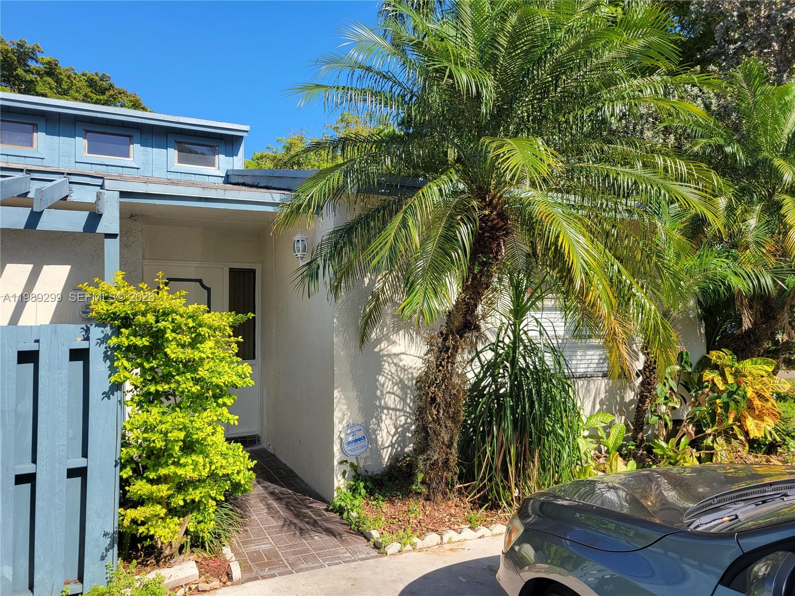 3621 SW 69th Ter #23-Z