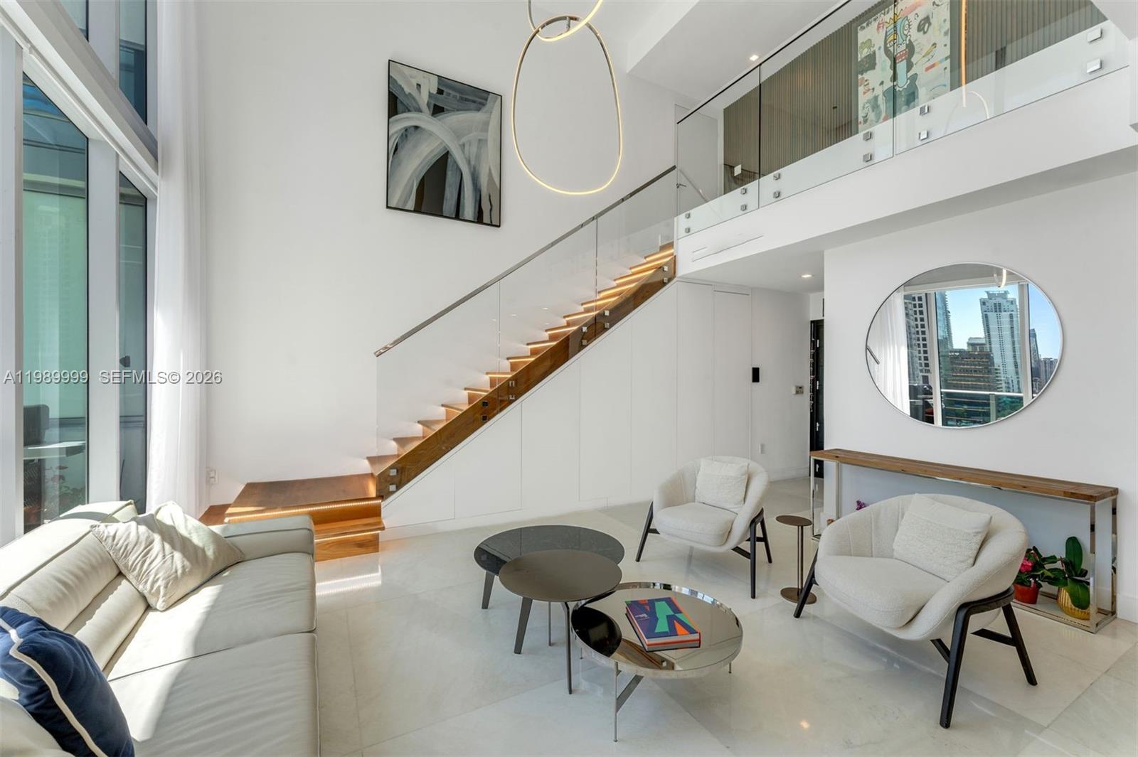 200 Biscayne Blvd Way #1406 Miami, FL 33131