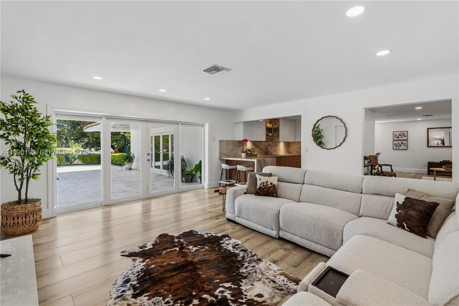 7327 Sabal Dr Miami Lakes, FL 33014