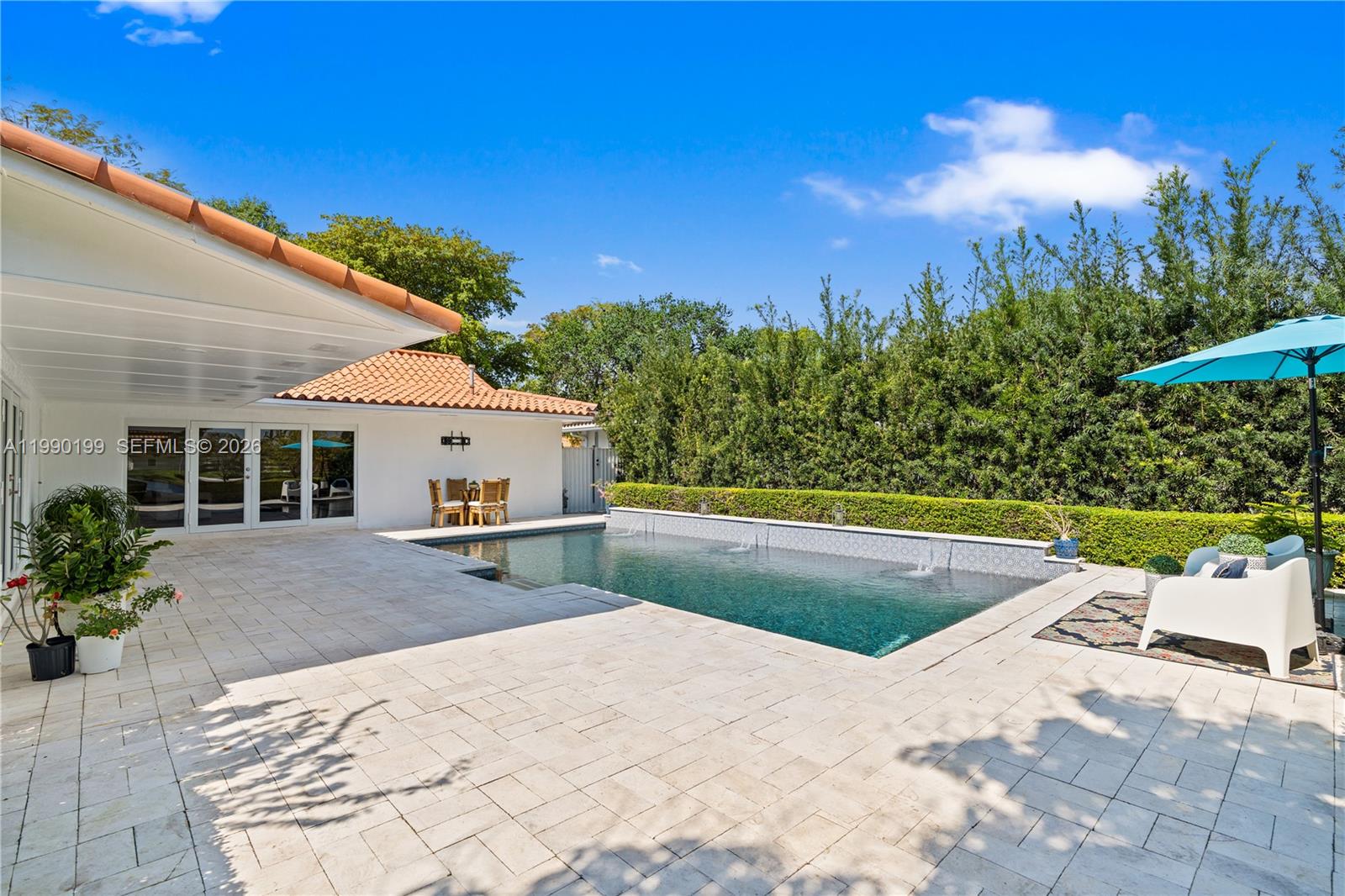 7327 Sabal Dr Miami Lakes, FL 33014