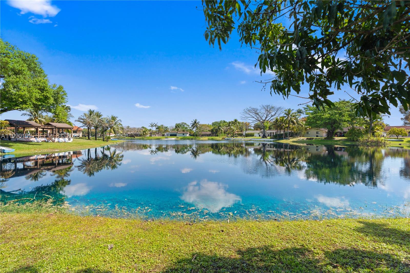 7327 Sabal Dr Miami Lakes, FL 33014