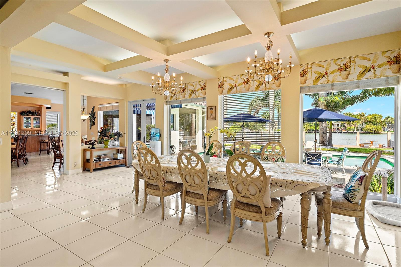 1047 S Southlake Dr Hollywood, FL 33019