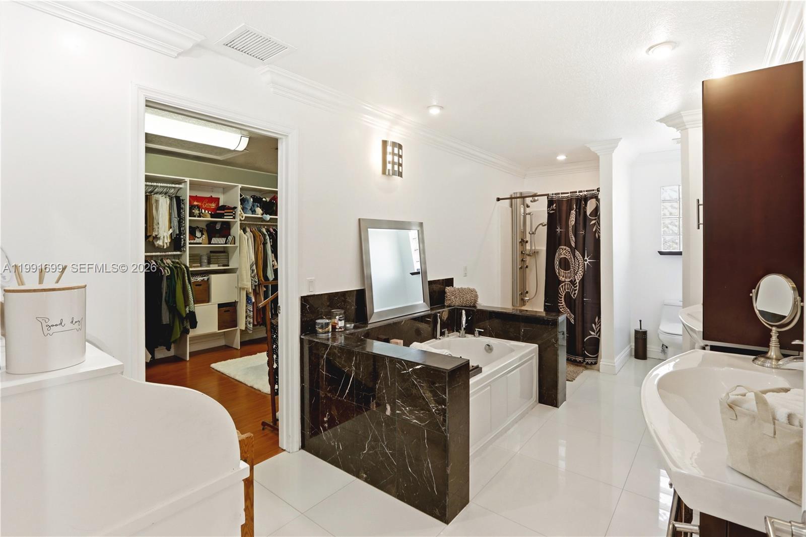 9955 SW 74th St Miami, FL 33173