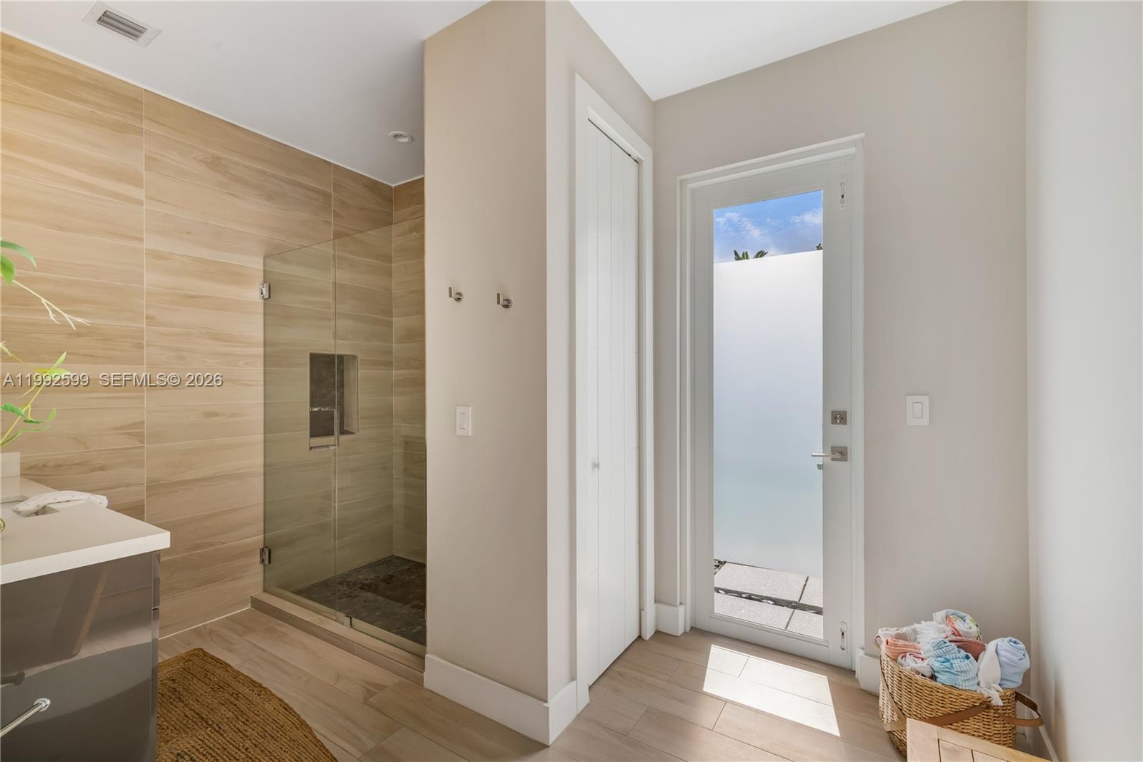 5602 SW 65th Ct South Miami, FL 33143